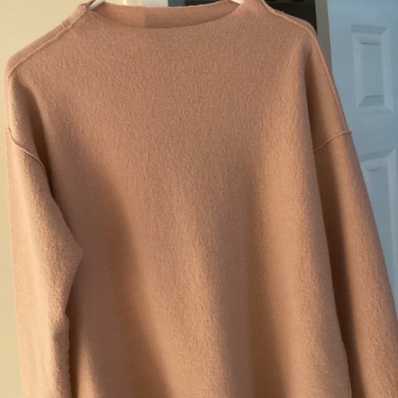 Eileen Fisher 100% wool top - Picture 5 of 5
